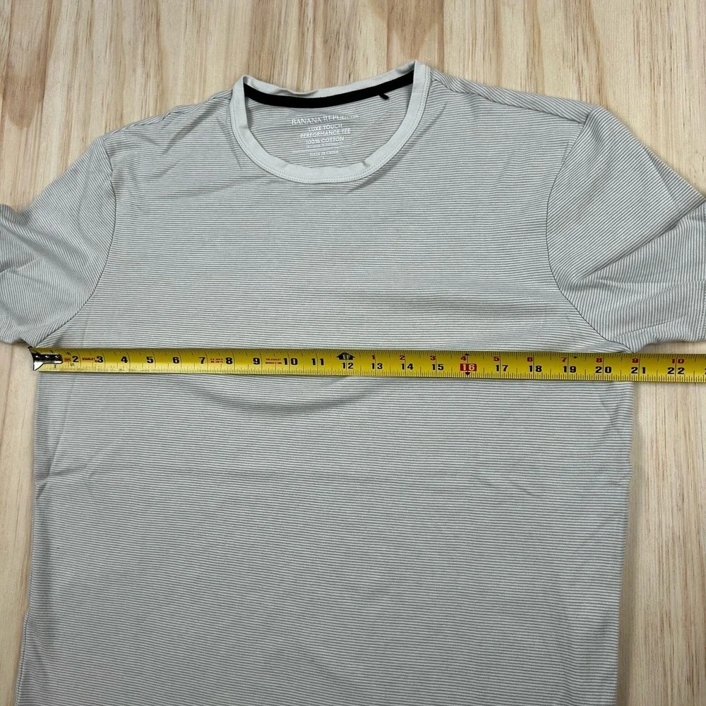 Banana Republic Men's Luxe‎ Touch Performance Tee T-Shirt 100% Cotton Large